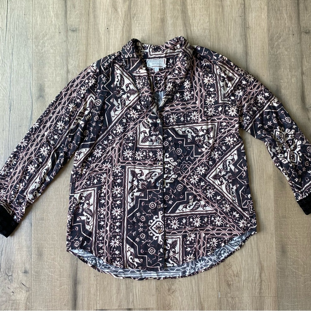 Johnny Was Patterned Button-Up Blouse in Black & Cream Natural Colors Sz S